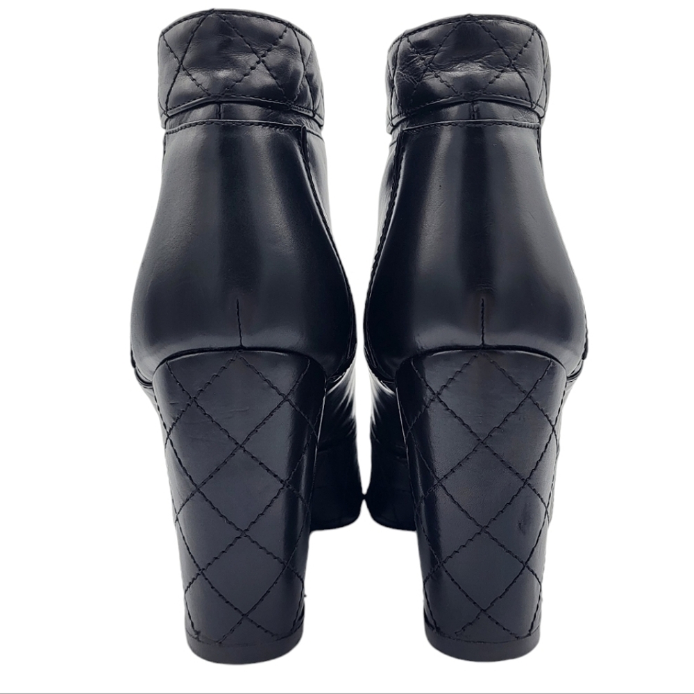 CHANEL Matelasse Quilted Leather Ankle Boots Front Zip Black Booties 37.5 - Picture 10 of 16